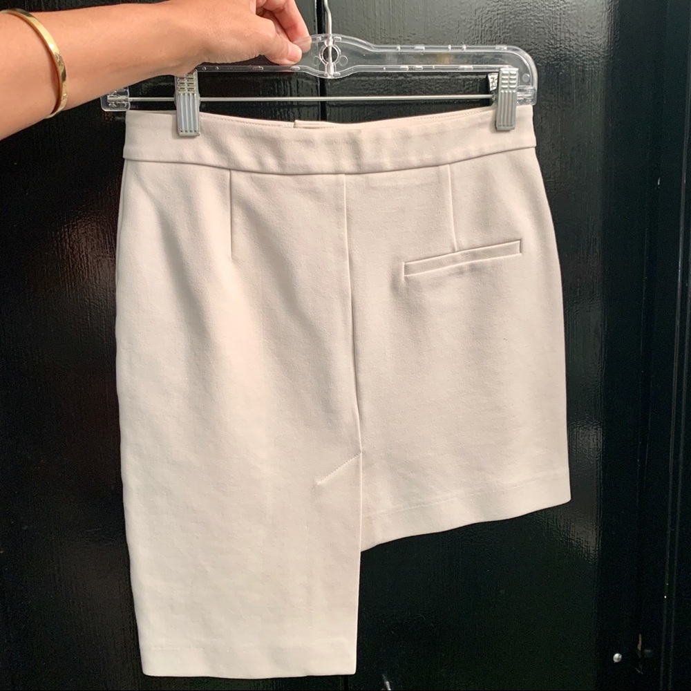 H&M ASYMMETRICAL SKIRT S